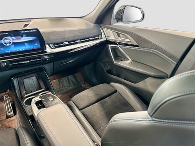 2025 BMW X2 xDrive28i