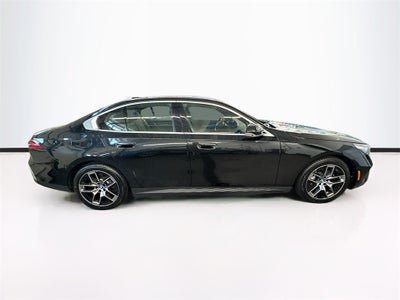 2025 BMW i5 xDrive40 xDrive40