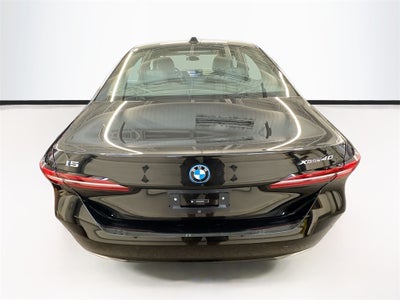 2025 BMW i5 xDrive40 xDrive40