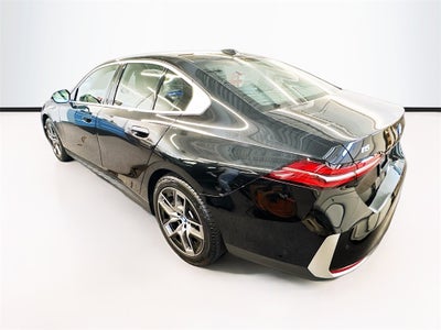 2025 BMW i5 xDrive40 xDrive40