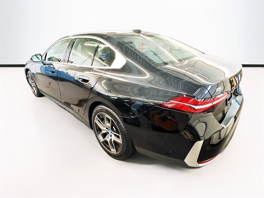 2025 BMW i5 xDrive40 xDrive40