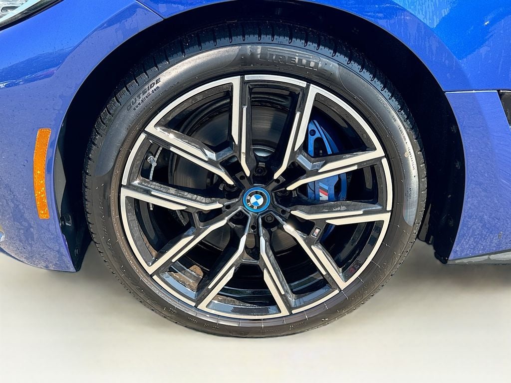 2023 BMW i4 M50