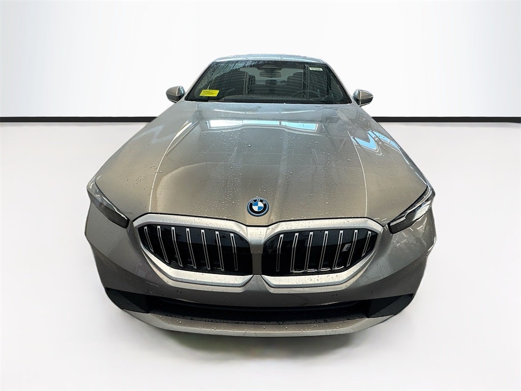 2026 BMW i5 xDrive40