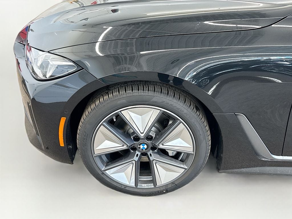 2026 BMW i4 xDrive40