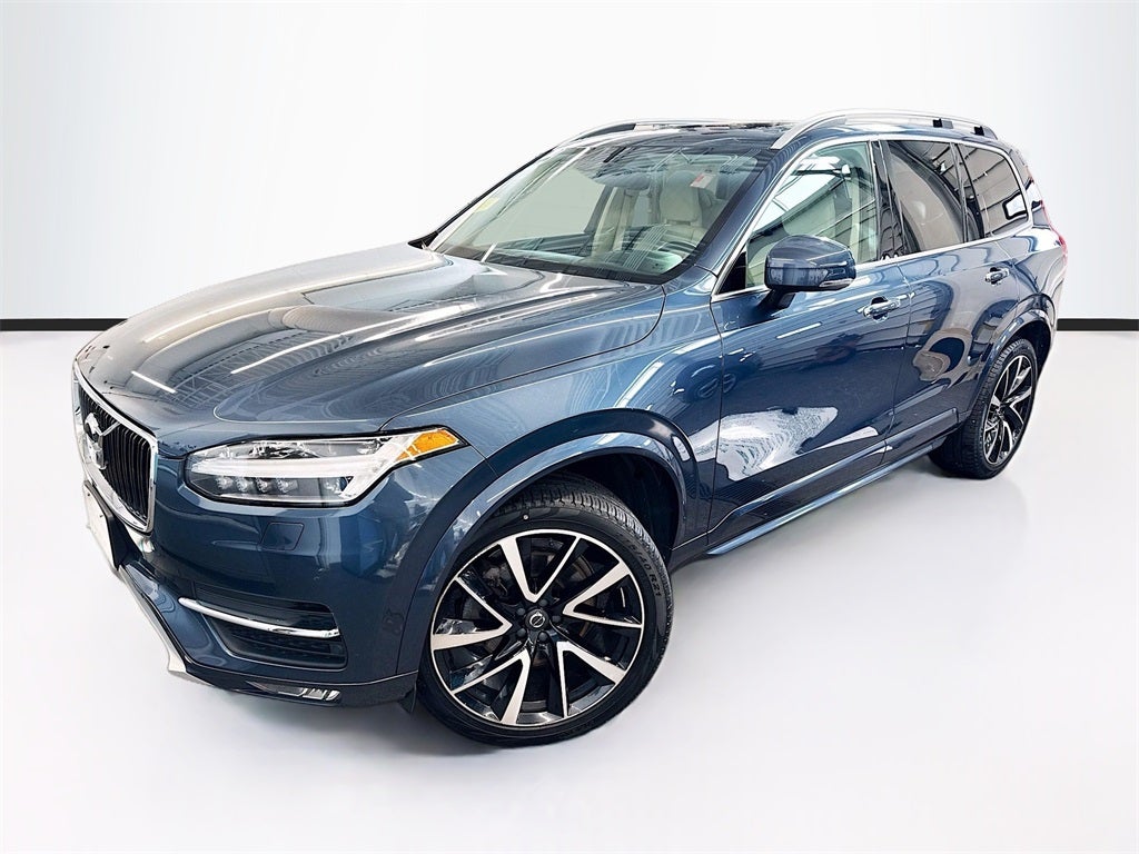 2018 Volvo XC90 T6 Momentum