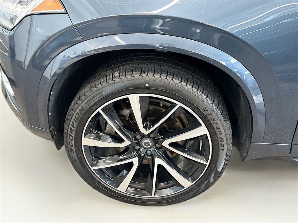 2018 Volvo XC90 T6 Momentum