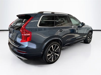 2018 Volvo XC90 T6 Momentum