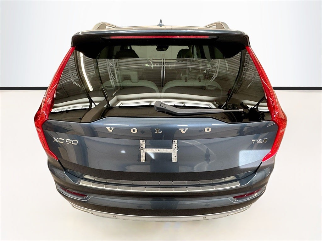 2018 Volvo XC90 T6 Momentum