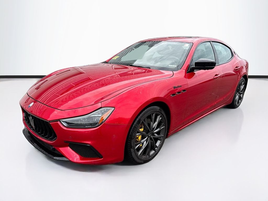2022 Maserati Ghibli Modena Q4
