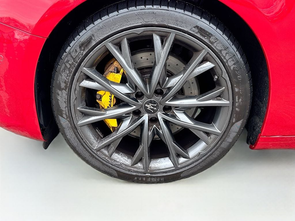 2022 Maserati Ghibli Modena Q4