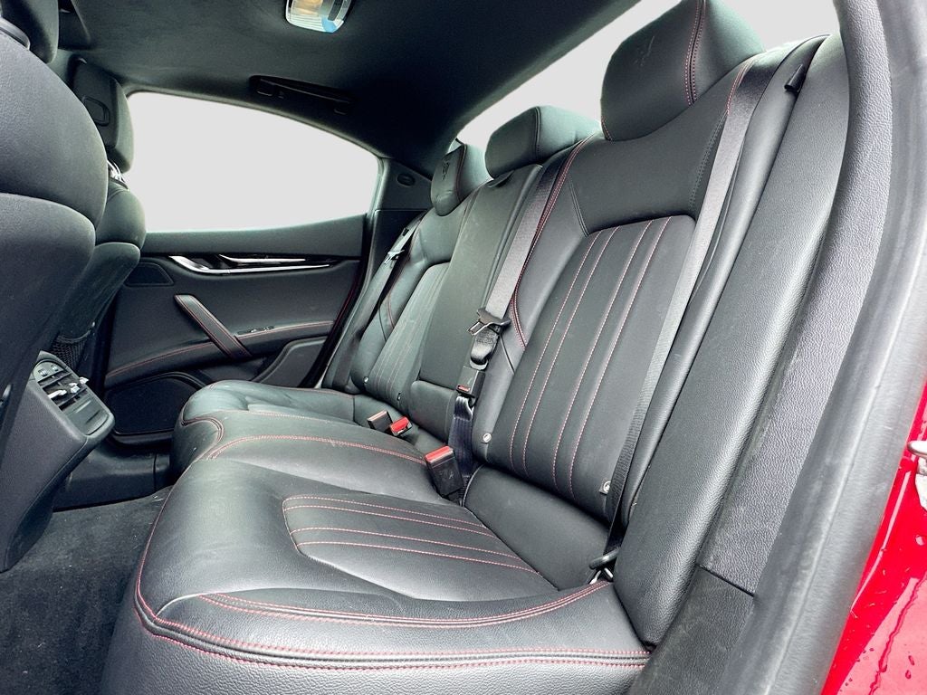 2022 Maserati Ghibli Modena Q4