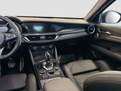 2023 Alfa Romeo Stelvio Quadrifoglio