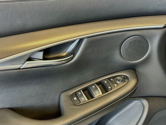 2022 INFINITI QX50 LUXE