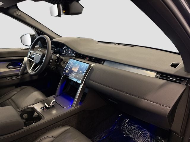 2025 Land Rover Discovery Sport SE