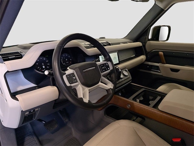 2023 Land Rover Defender 110 SE