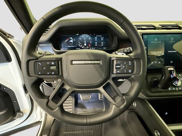 2026 Land Rover Defender 110 V8