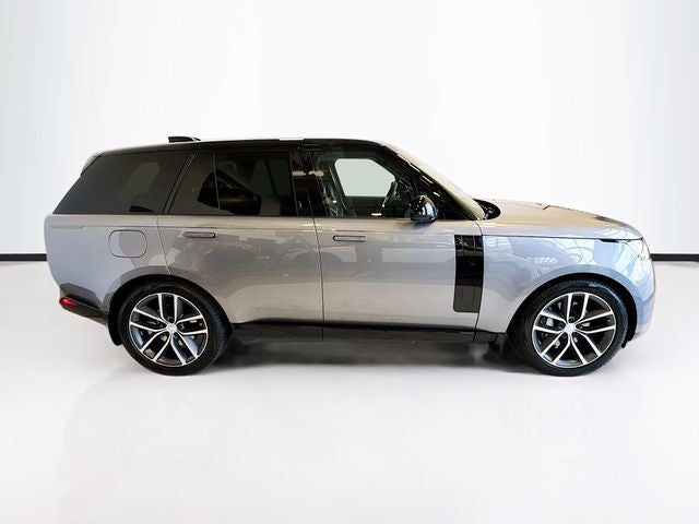 2024 Land Rover Range Rover SE