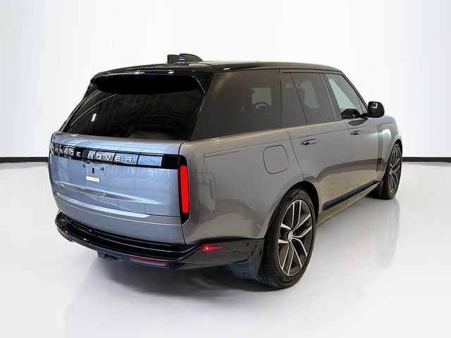2024 Land Rover Range Rover SE