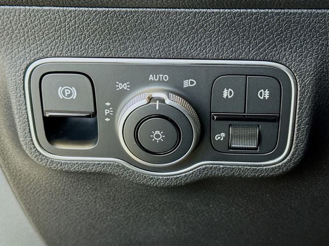 2025 Mercedes-Benz GLB GLB 250 4MATIC®