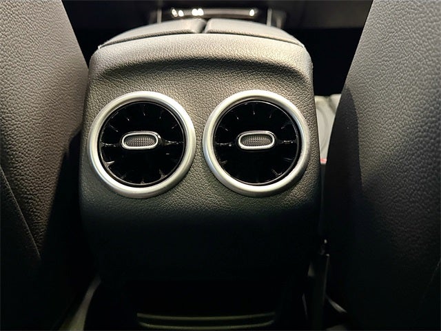 2025 Mercedes-Benz GLB GLB 250 4MATIC®