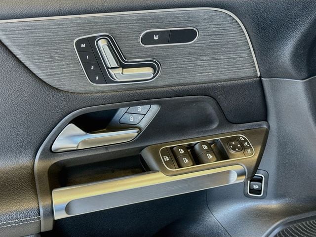 2023 Mercedes-Benz GLB GLB 250 4MATIC®