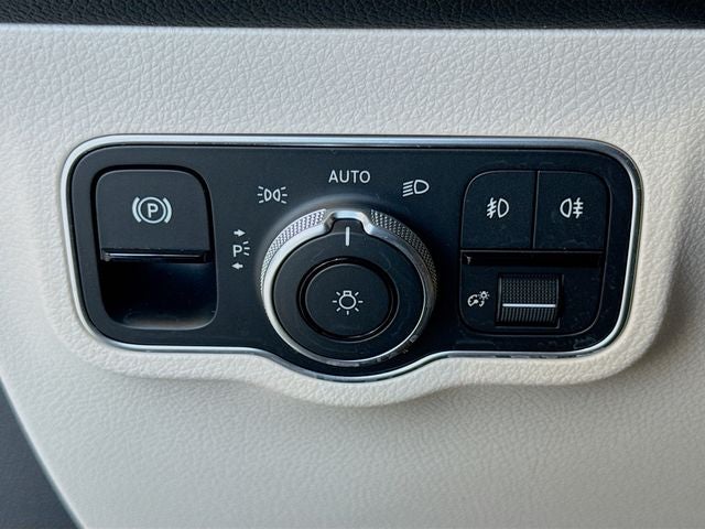 2025 Mercedes-Benz GLB GLB 250 4MATIC®