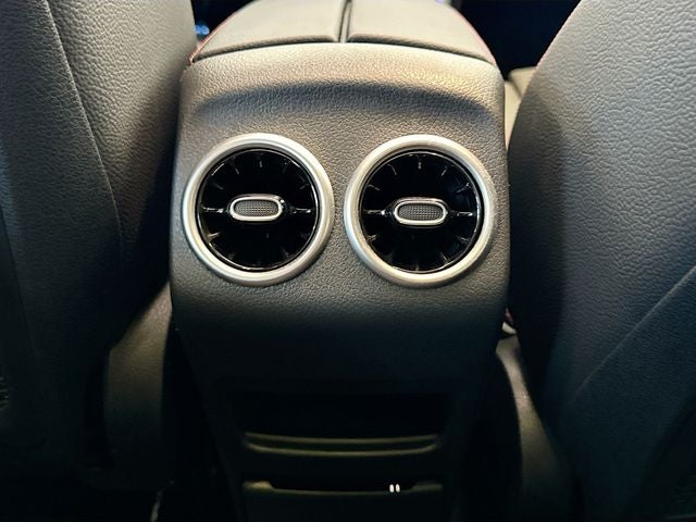 2024 Mercedes-Benz GLB GLB 250 4MATIC®