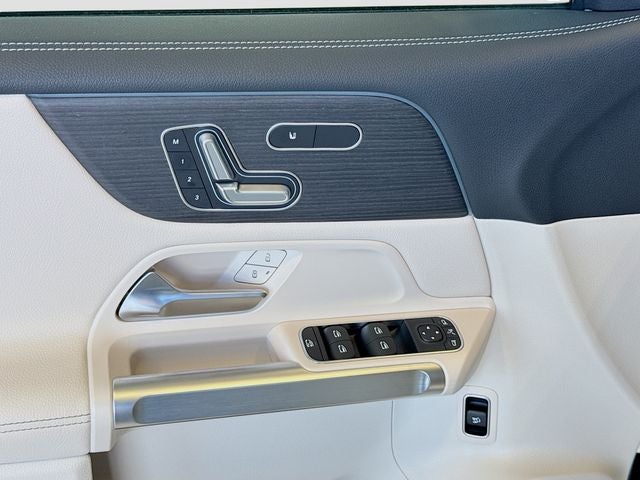 2025 Mercedes-Benz EQB 300 4MATIC®