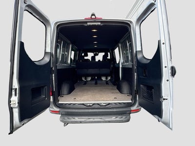 2021 Mercedes-Benz Sprinter 2500 Crew 144 WB