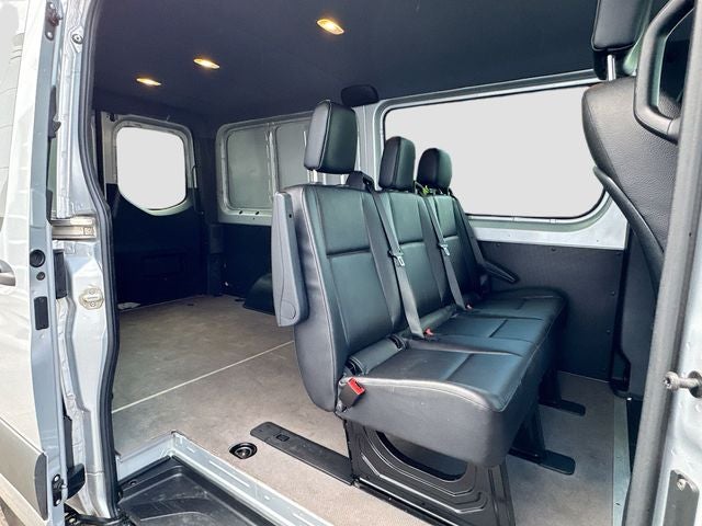2021 Mercedes-Benz Sprinter 2500 Crew 144 WB