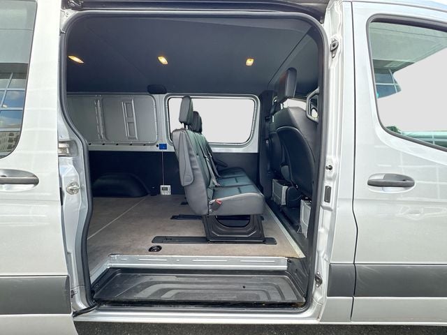 2021 Mercedes-Benz Sprinter 2500 Crew 144 WB