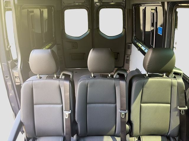 2026 Mercedes-Benz Sprinter 2500 Crew 144 WB 4MATIC®