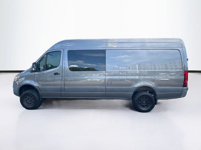 2024 Mercedes-Benz Sprinter 2500 Crew 170 WB 4MATIC®