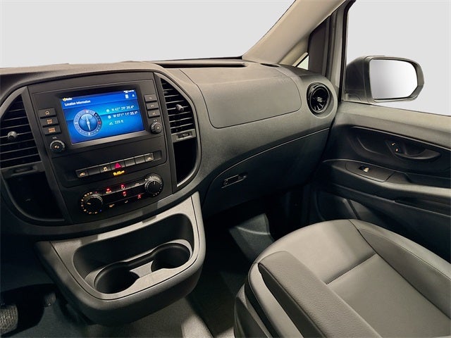 2023 Mercedes-Benz Metris Passenger