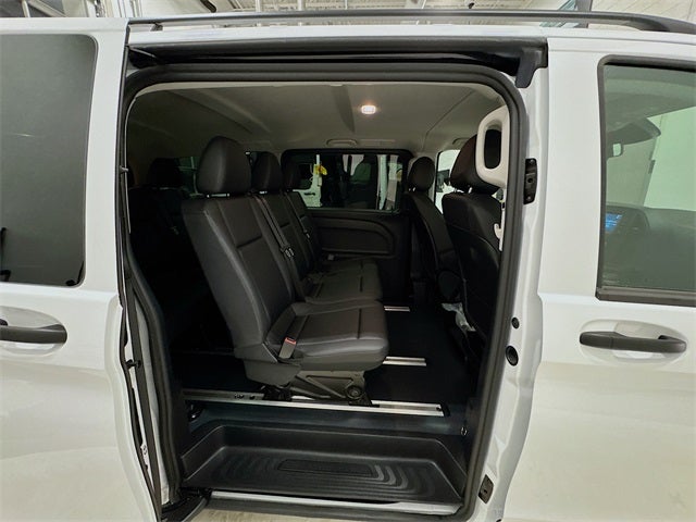 2023 Mercedes-Benz Metris Passenger