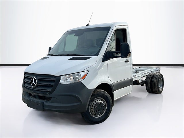 2024 Mercedes-Benz Sprinter 4500 Standard Roof Cab Chassis