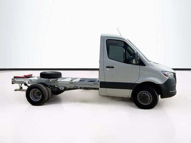 2024 Mercedes-Benz Sprinter 4500 Standard Roof Cab Chassis