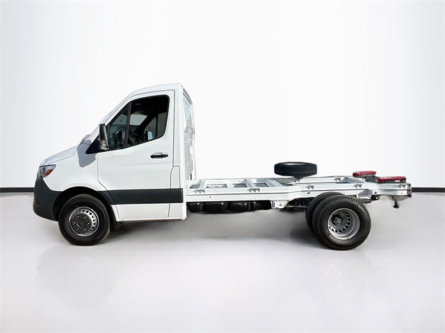 2024 Mercedes-Benz Sprinter 4500 Standard Roof Cab Chassis