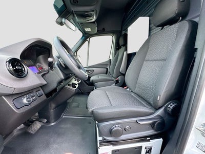 2023 Mercedes-Benz Sprinter 2500 Cargo 144 WB
