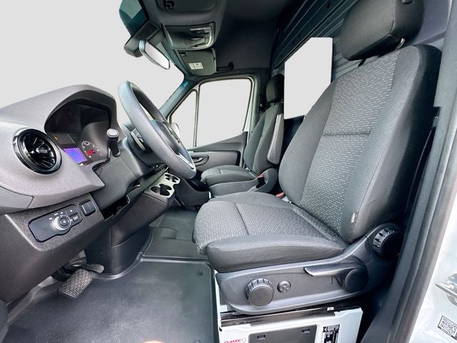 2023 Mercedes-Benz Sprinter 2500 Cargo 144 WB