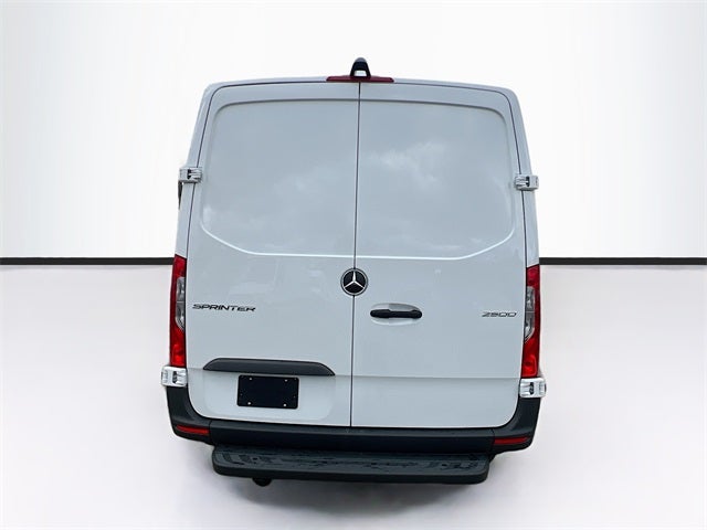 2026 Mercedes-Benz Sprinter 2500 Cargo 144 WB