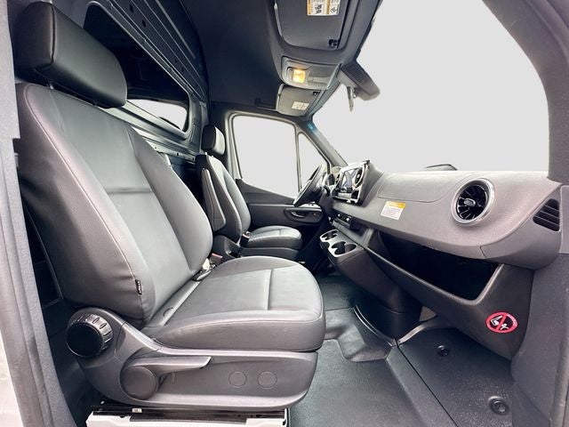 2025 Mercedes-Benz Sprinter 2500 Cargo 144 WB