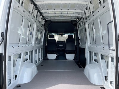 2025 Mercedes-Benz Sprinter 2500 Cargo 144 WB
