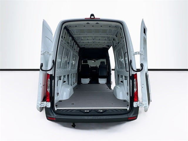 2025 Mercedes-Benz Sprinter 2500 Cargo 144 WB