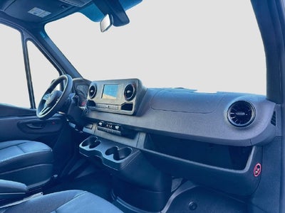 2024 Mercedes-Benz Sprinter 2500 Cargo 144 WB