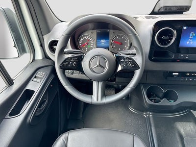 2025 Mercedes-Benz Sprinter 2500 Cargo 144 WB