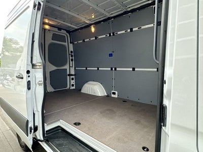 2025 Mercedes-Benz Sprinter 2500 Cargo 144 WB