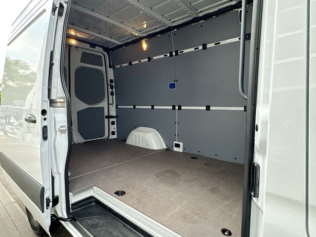 2025 Mercedes-Benz Sprinter 2500 Cargo 144 WB