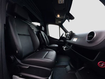 2025 Mercedes-Benz Sprinter 2500 Cargo 144 WB