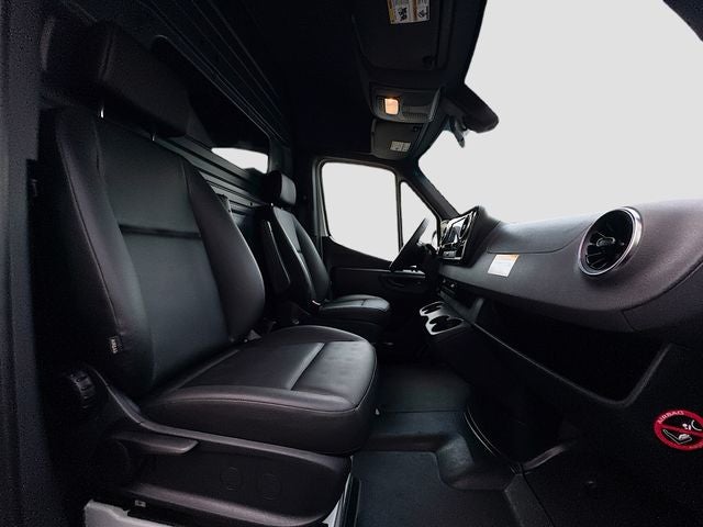2025 Mercedes-Benz Sprinter 2500 Cargo 144 WB